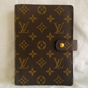 Louis Vuitton Monogram Agenda Cover MM